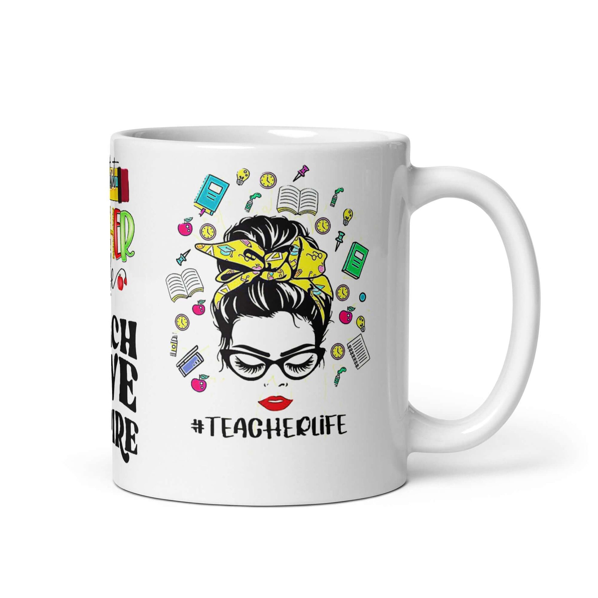 Beste Lehrer Tasse mit buntem #TeacherLife Design und Lehrer-Motiv, ideal für den Schreibtisch oder das Lehrerzimmer.